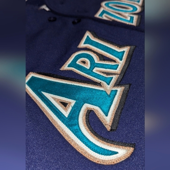 Rawlings Men's 48 B&T Arizona D-Backs 2001 MLB World Series Purple Teal Jersey - Picture 11 of 13